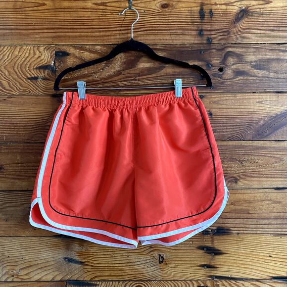Vintage red athletic shorts size Large - Picture 1 of 4